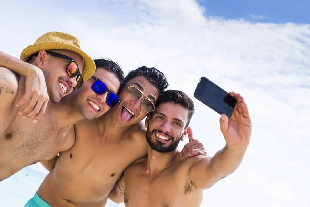 The pros and cons of having a destination bachelor party in Dubai